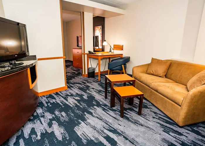 Fairfield Inn & Suites By Marriott San Antonio Downtown/Alamo Plaza